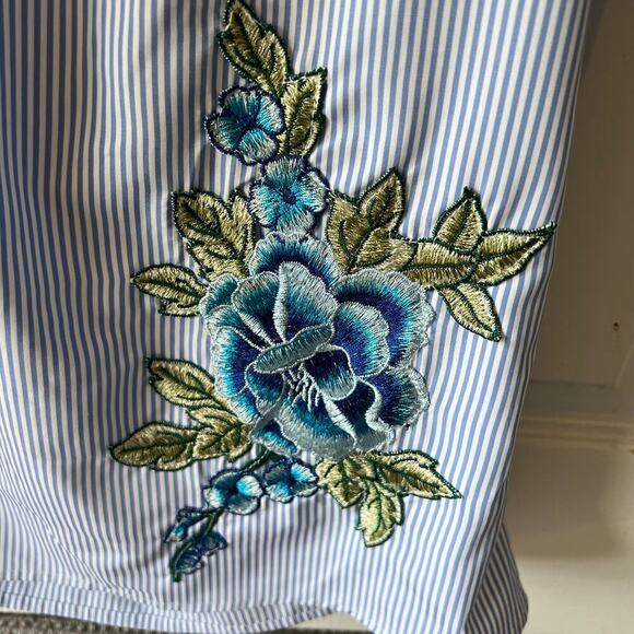 Alice Blue for StitchFix Malika Off The Shoulder Shirt with Floral Embroidery M - Picture 5 of 9
